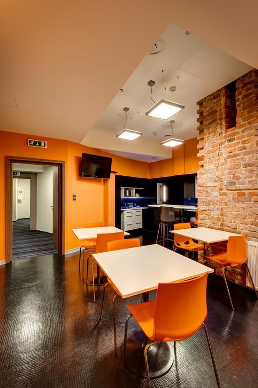 ורשה Planet Hostel מראה חיצוני תמונה